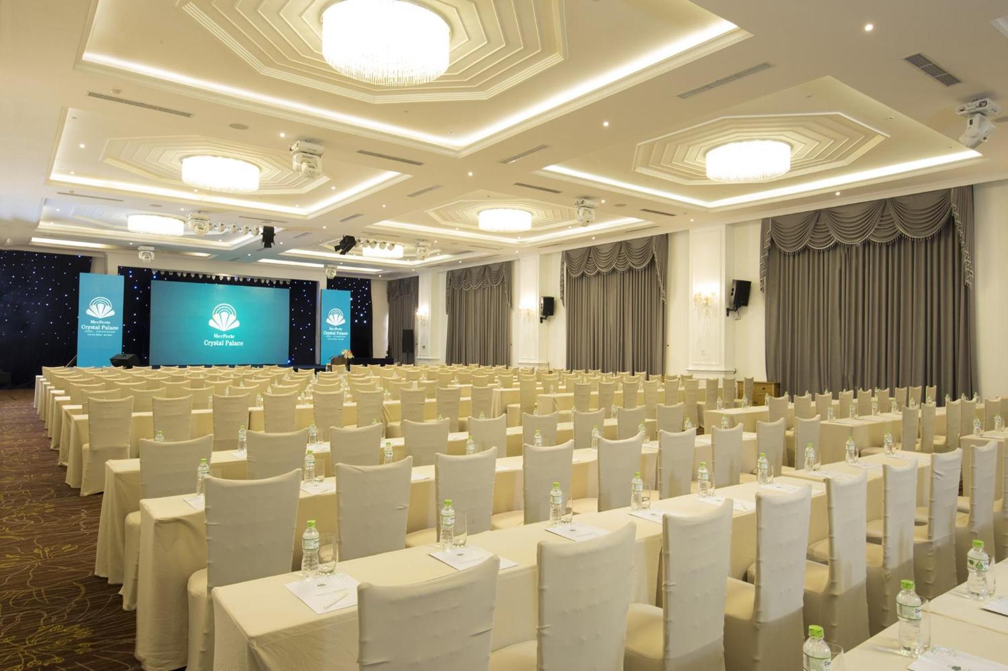 Merperle Crystal Palace Bandar Ho Chi Minh Luaran gambar